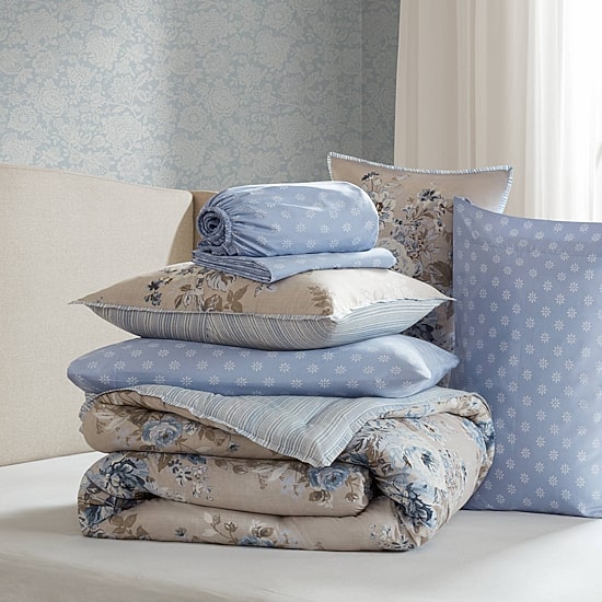 Madison Park Essentials Dahlia Floral Print Complete Bedding Set with Sheets
