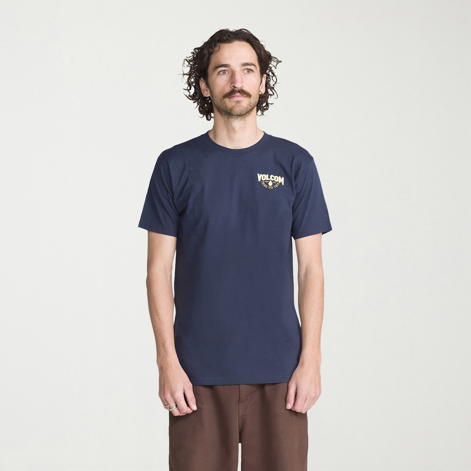 VOLCOM Mens Crew Neck Short Sleeve Regular Fit Graphic T-Shirt