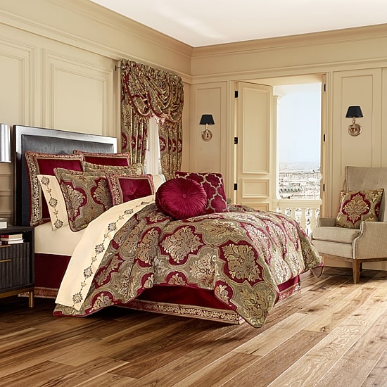 Queen Street Matilda 4-pc. Damask + Scroll Comforter Set