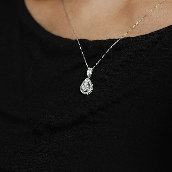 Diamond Blossom (G, Si2) Womens 1/4 CT. T.W. Lab Grown White Diamond 10K Gold 18 Inch Pendant Necklace