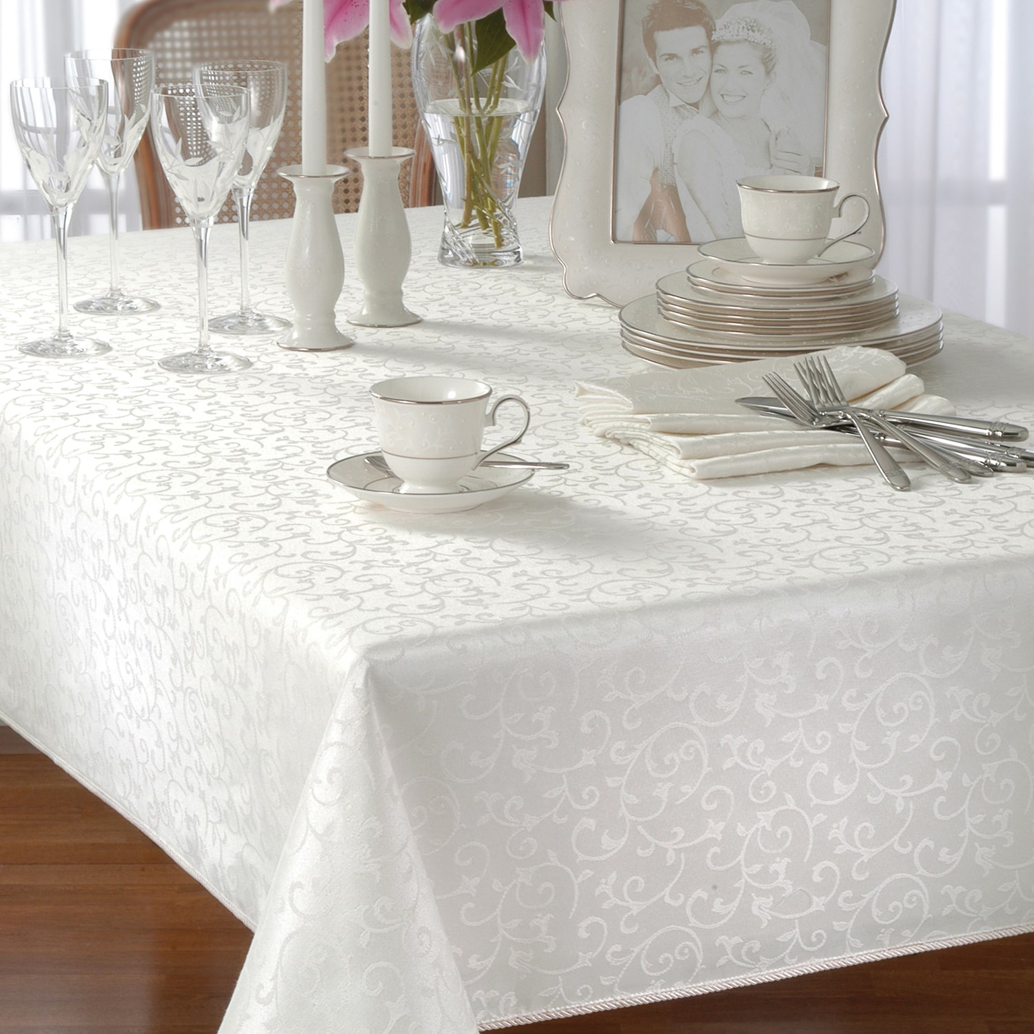 Lenox Opal Innocence Tablecloth