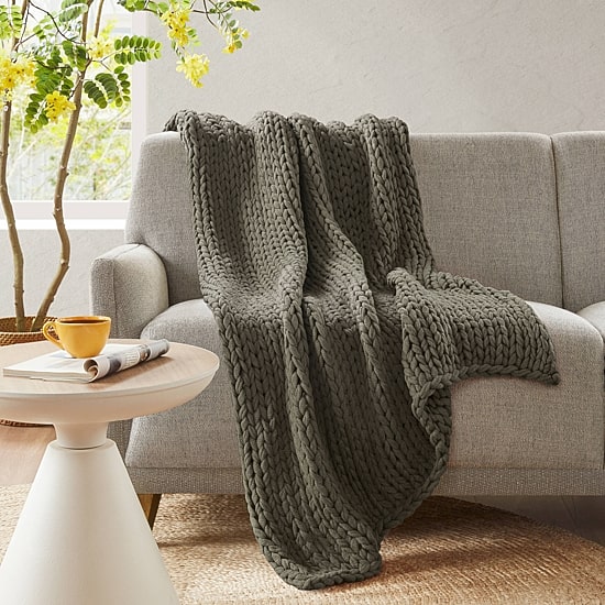 Madison Park Handmade Chunk Double Knit Plush Lightweight Throw