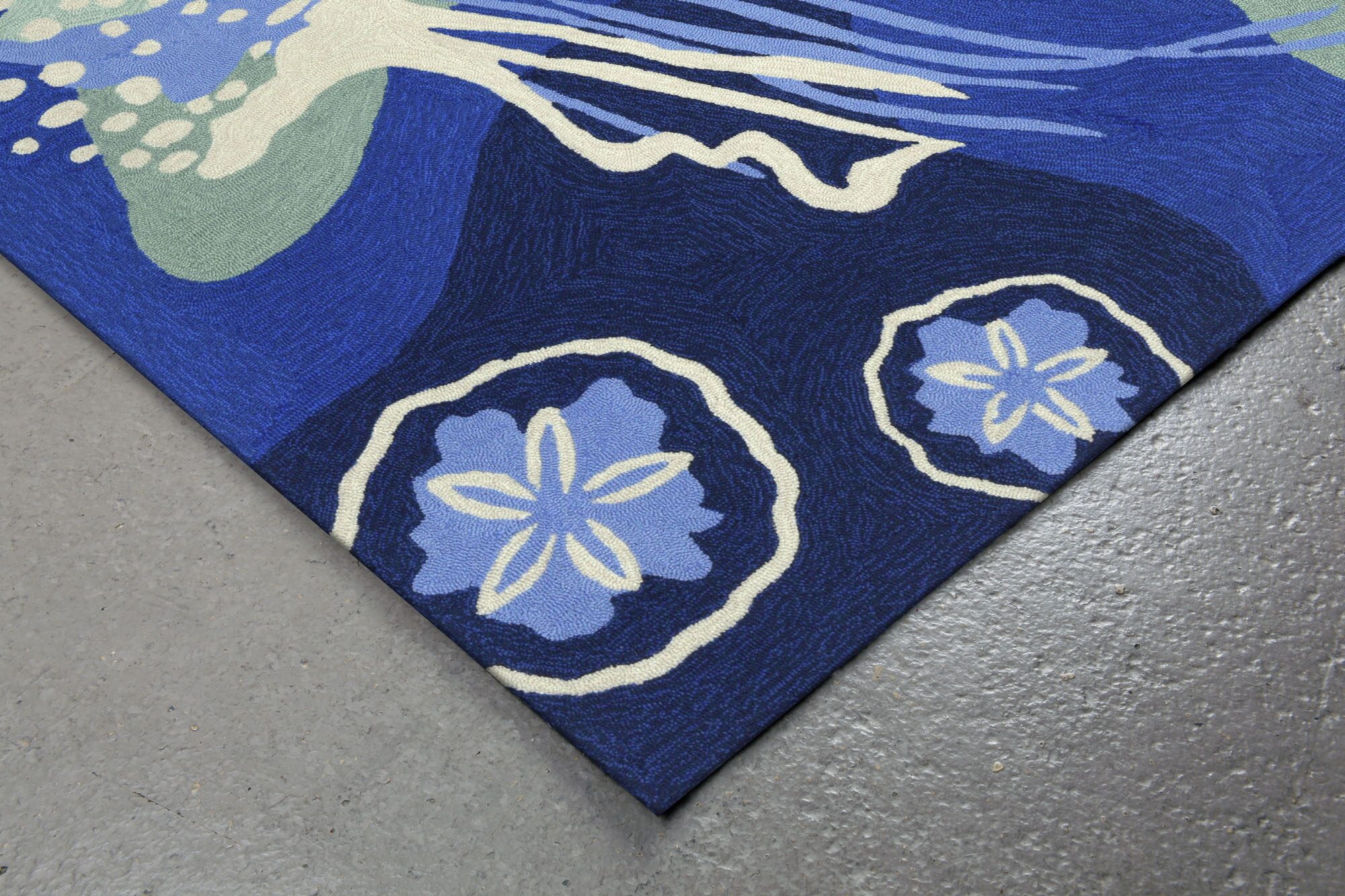 Liora Manne Capri Jelly Fish Indoor/Outdoor RunnerRunner Rug