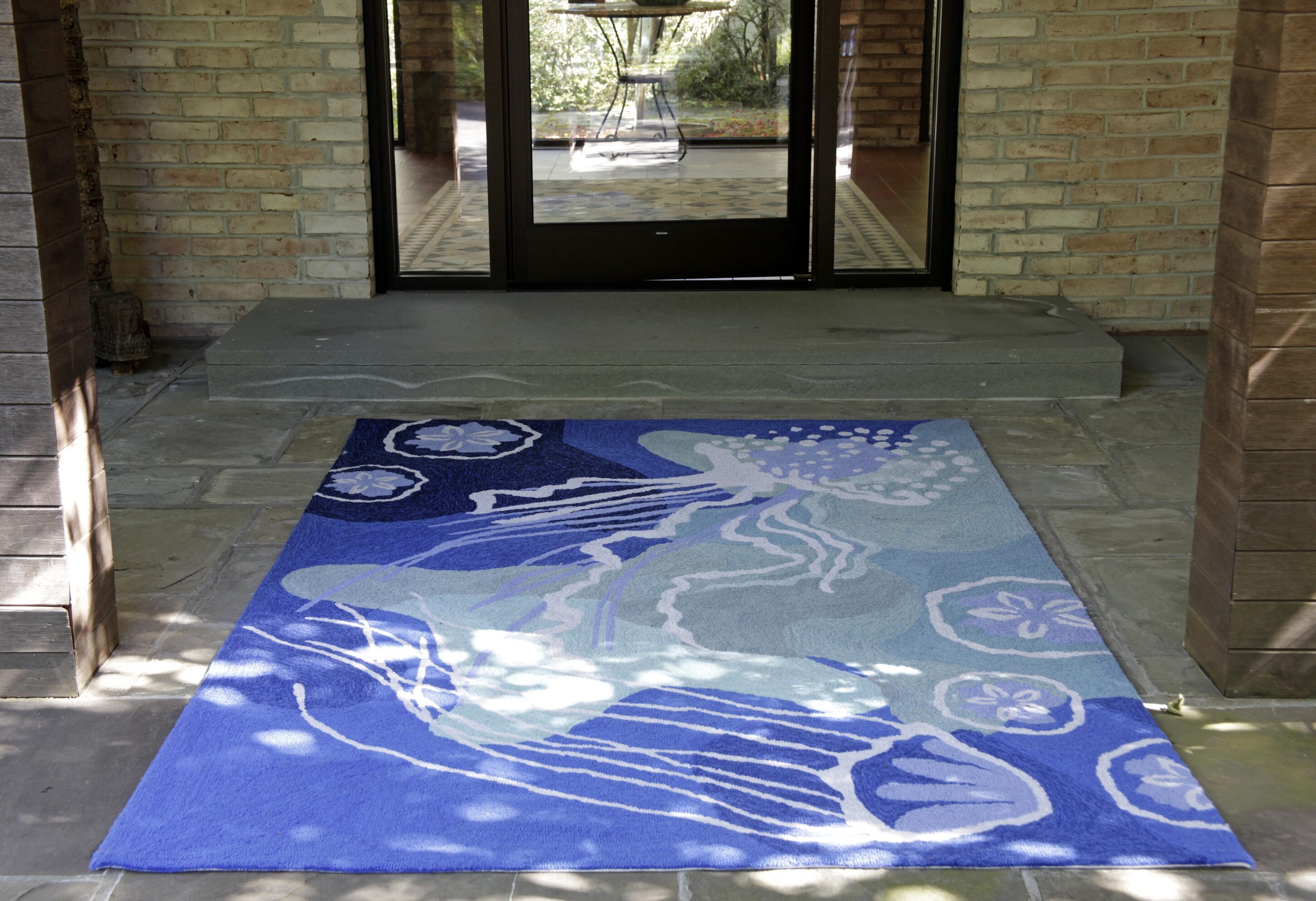 Liora Manne Capri Jelly Fish Indoor/Outdoor RunnerRunner Rug