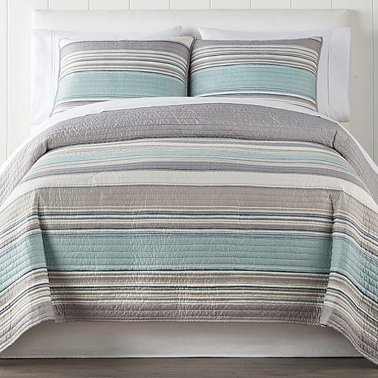 Home Expressions Reagan Stripe Quilt