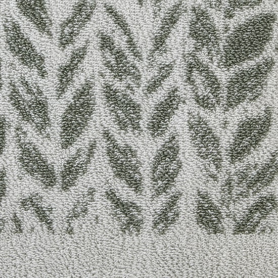 Saturday Knight Distressed Leaves Floral Bath Towel