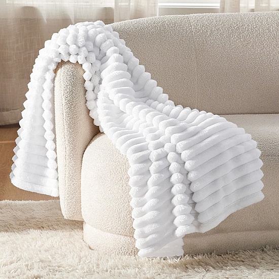 Bedsure® Gentlesoft Fall Washable Throw