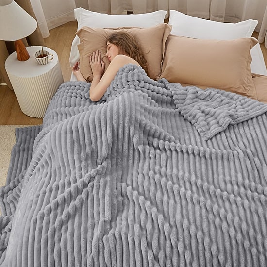 Bedsure® Chunky Corduroy Midweight Blanket