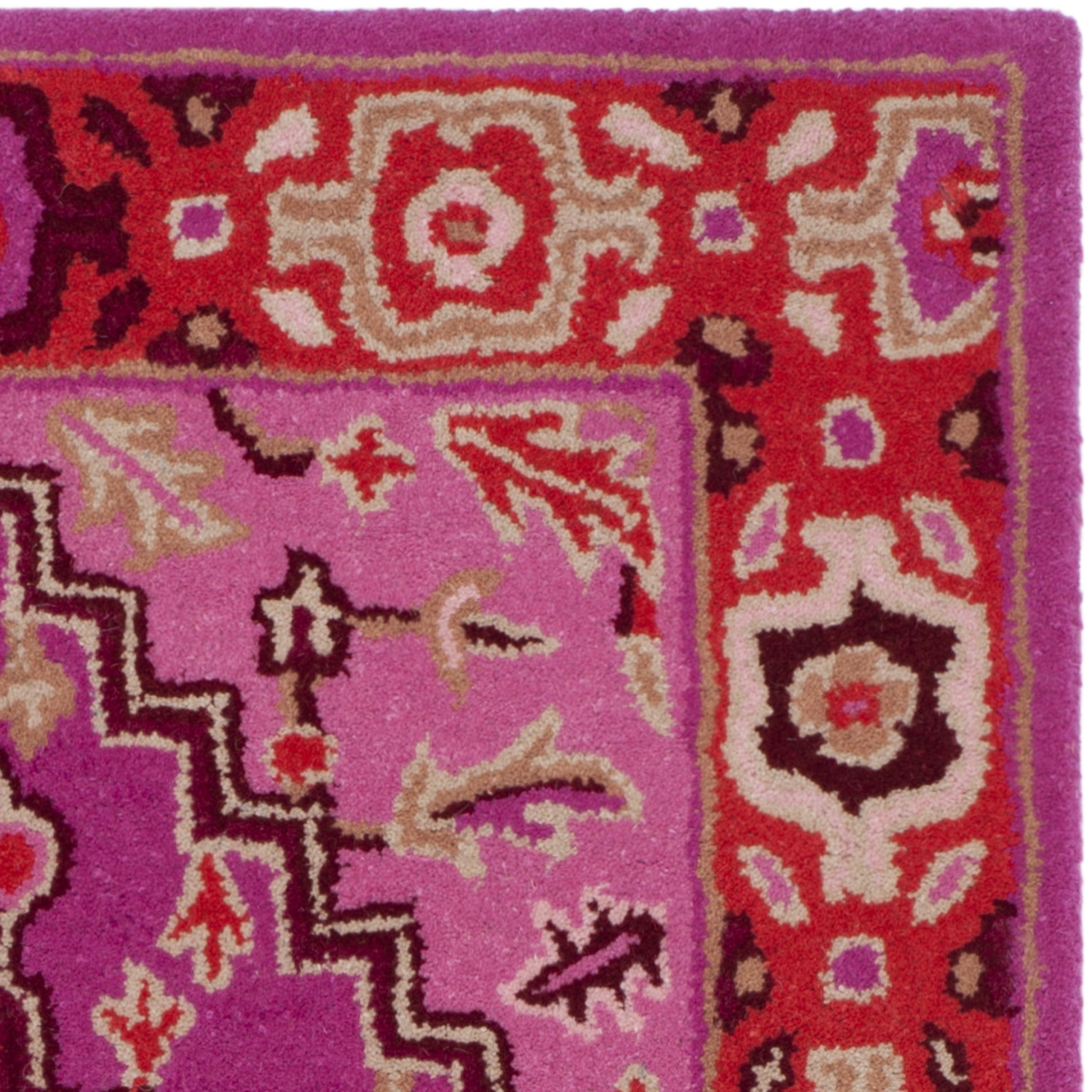 Safavieh Nathaniel Traditional Rug
