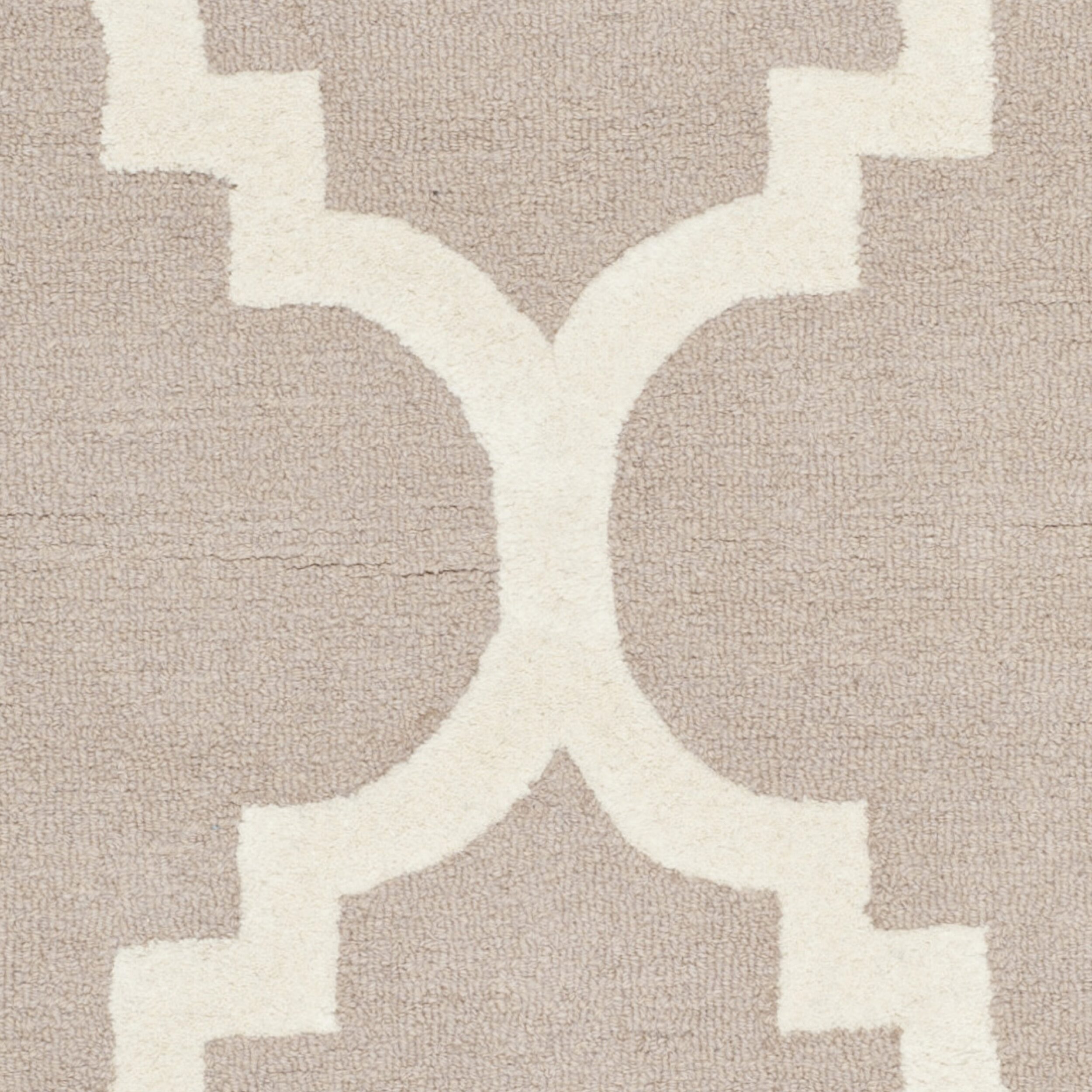 Safavieh Roger Geometric Hand Tufted Wool Rug