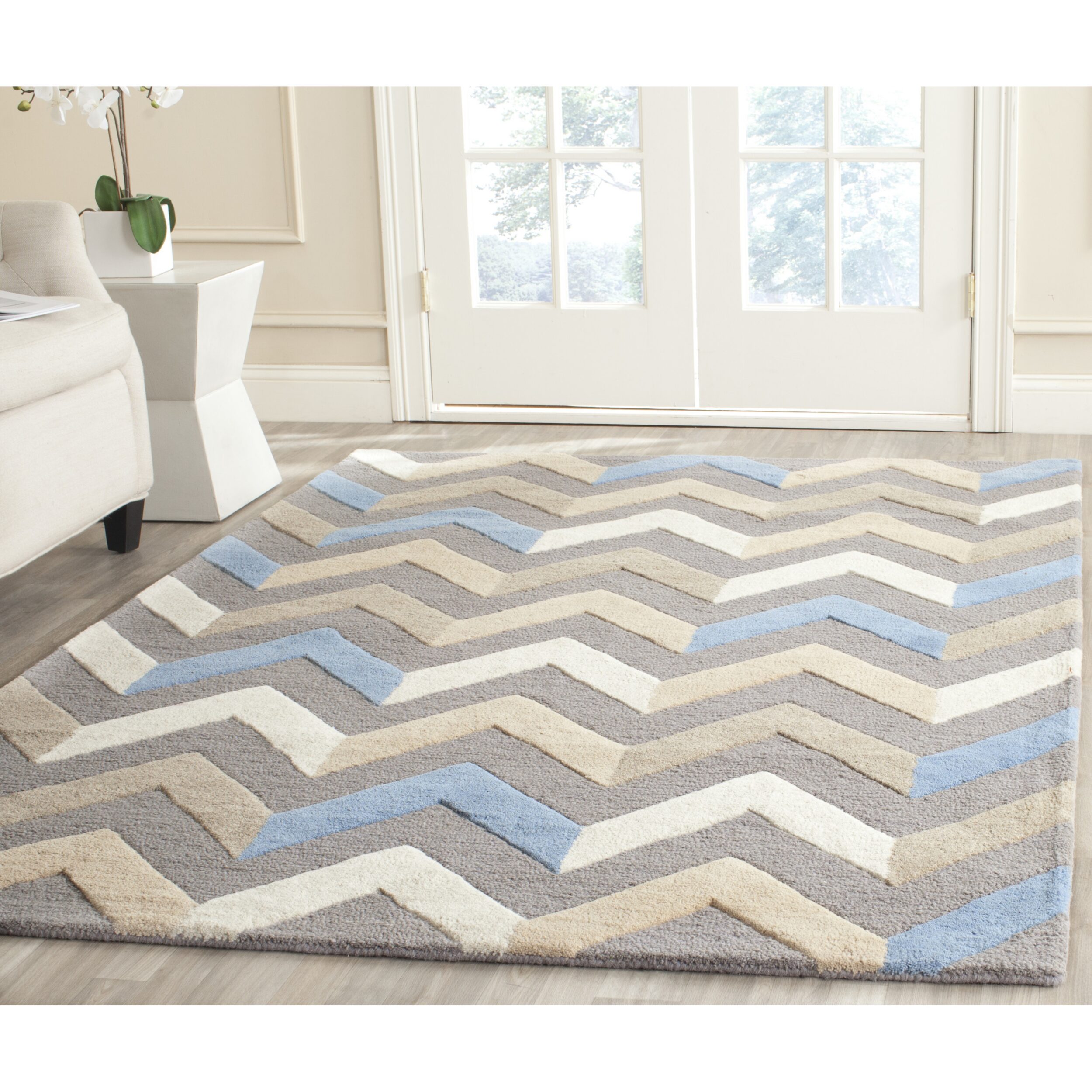 Safavieh Adella Chevron Hand-Tufted Wool Rug
