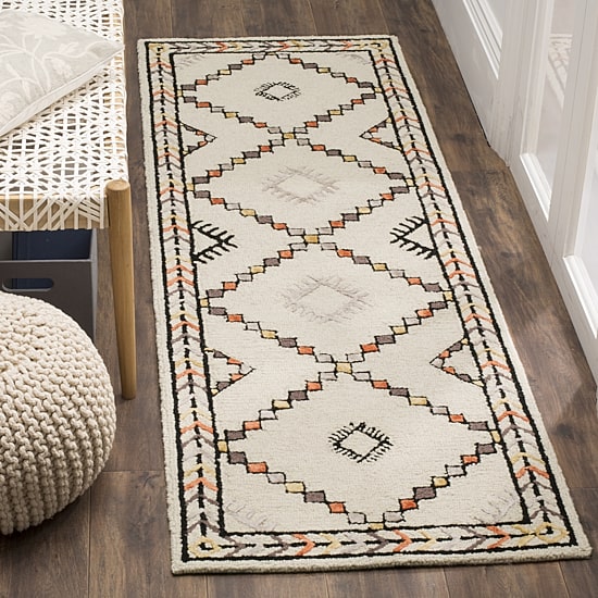 Safavieh Amrita Geometric Rug