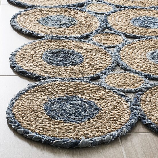Safavieh Rudolf Geometric Rectangular Area Rug
