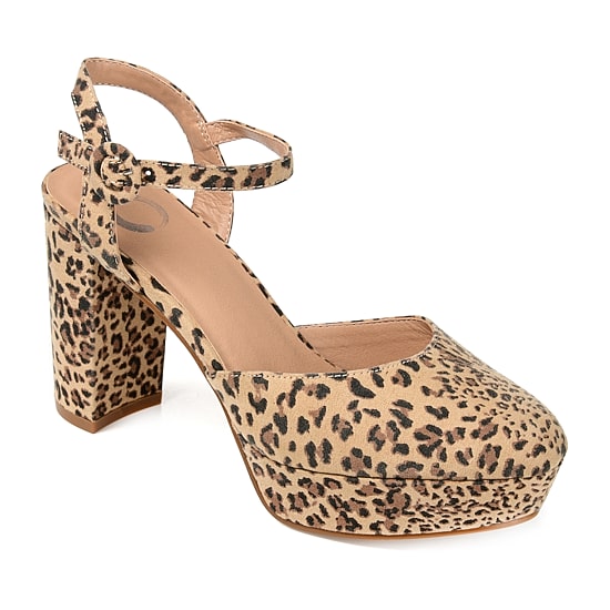 Journee Collection Womens Block Heel Roslynn Pumps