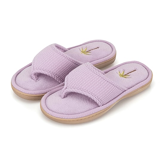 Isotoner Womens Slip-On Slippers