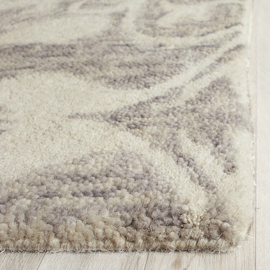 Safavieh Justice Floral Hand Tufted Wool Rug