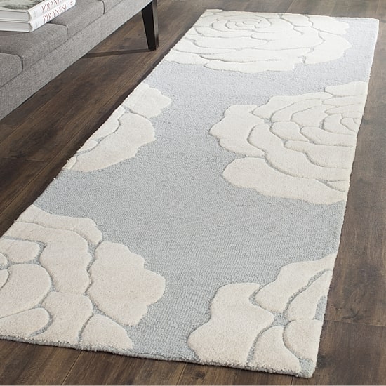Safavieh Dacre Floral Wool Indoor Rectangular Runner