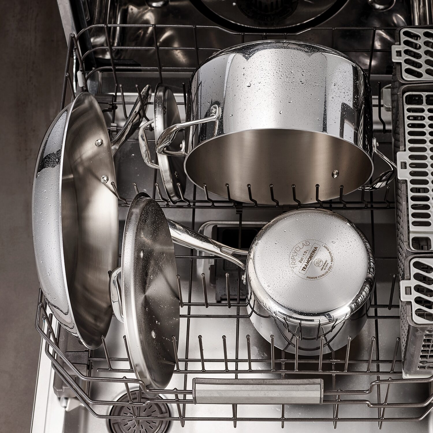 Tramontina Gourmet Tri-Ply Clad 18/10 Stainless Steel Induction-Ready Braiser with Lid