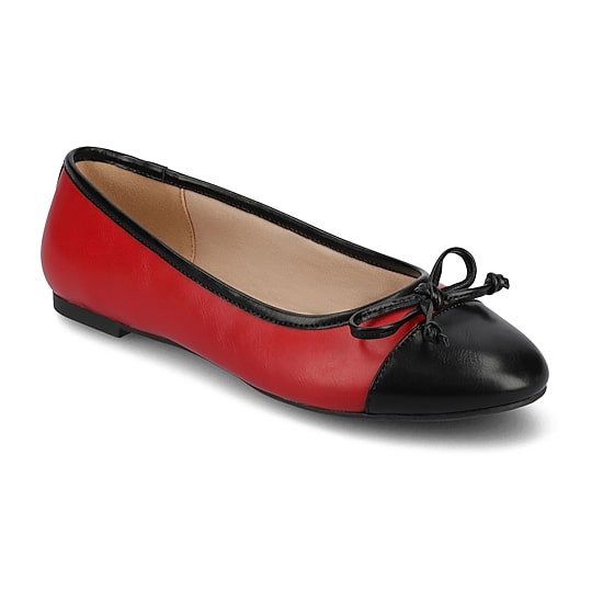 Journee Collection Kaiah Womens Cap Closed Toe Ballet Flats
