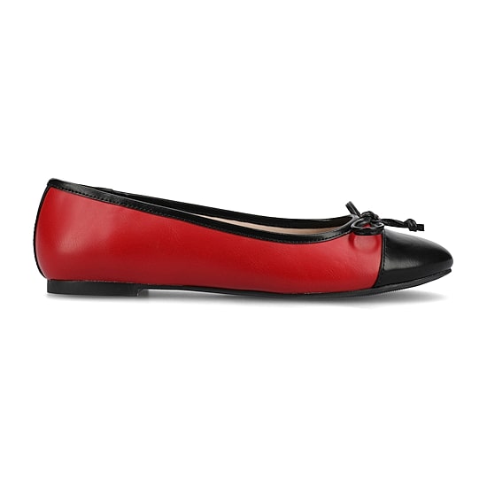 Journee Collection Kaiah Womens Cap Closed Toe Ballet Flats