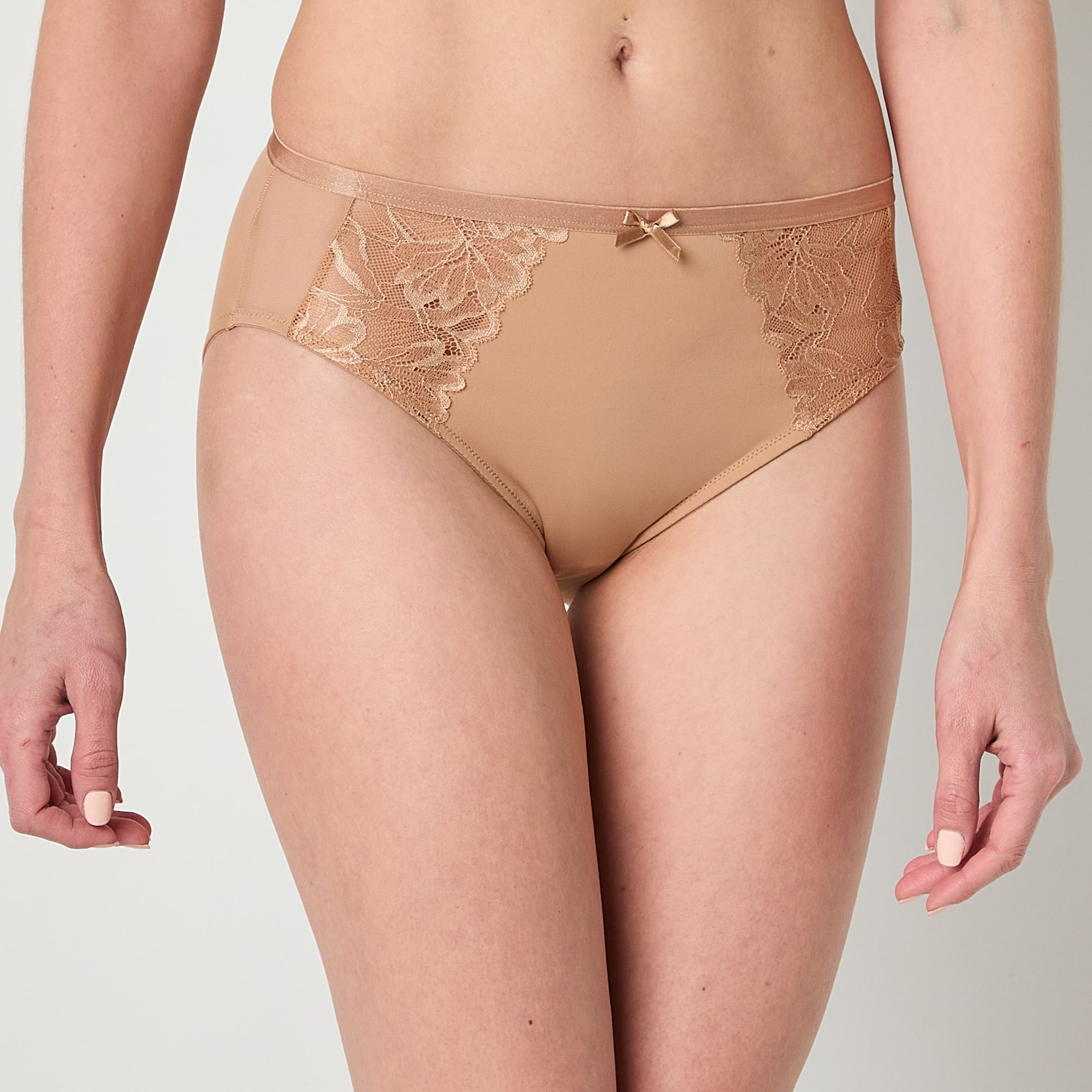 Ambrielle Tulip Lace Womens High Cut Panty
