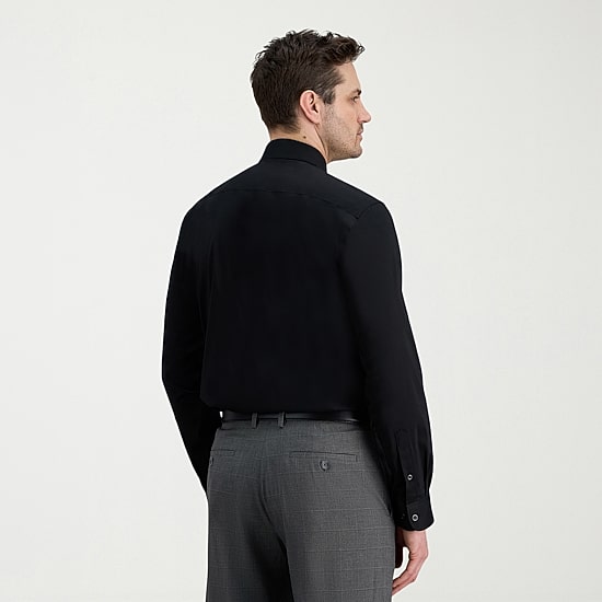 Haggar Mens Classic Fit Wrinkle Free Long Sleeve Dress Shirt