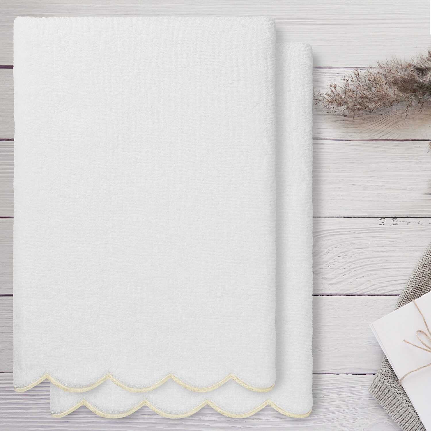 Linum Home Textiles Adornia Scallop 2-pc. Quick Dry Bath Towel Set