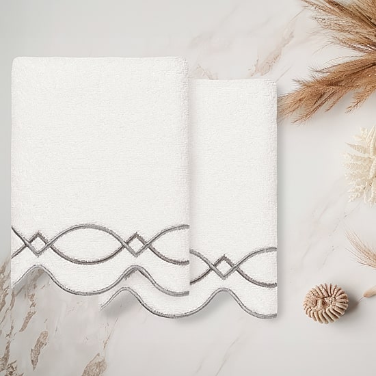 Linum Home Textiles Diamond Chain Scallop 2-pc. Hand Towel