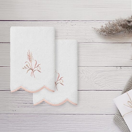 Linum Home Textiles Whitney Scallop 2-pc. Embellished Fingertip Towel