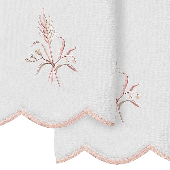 Linum Home Textiles Whitney Scallop 2-pc. Embellished Fingertip Towel
