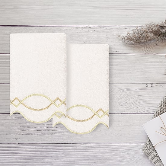 Linum Home Textiles Diamond Chain Scallop 2-pc. Fingertip Towel