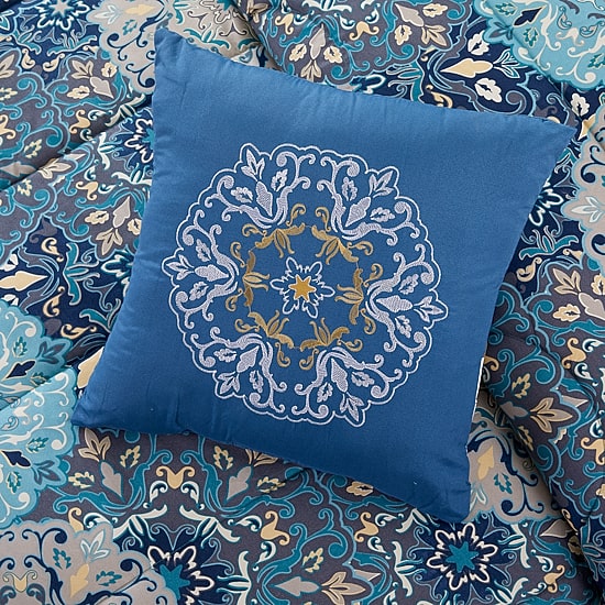 Modern Threads Granada Reversible Complete Bedding Set with Sheets