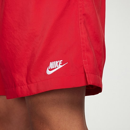 Nike Flow Mens 6" Mid Rise Workout Shorts