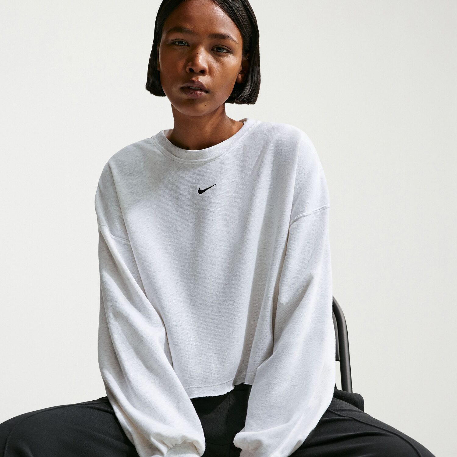 Nike Womens Crew Neck Long Sleeve Embroidered Sweatshirt