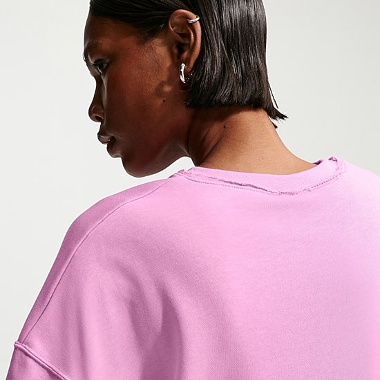 Nike Womens Crew Neck Long Sleeve Embroidered Sweatshirt