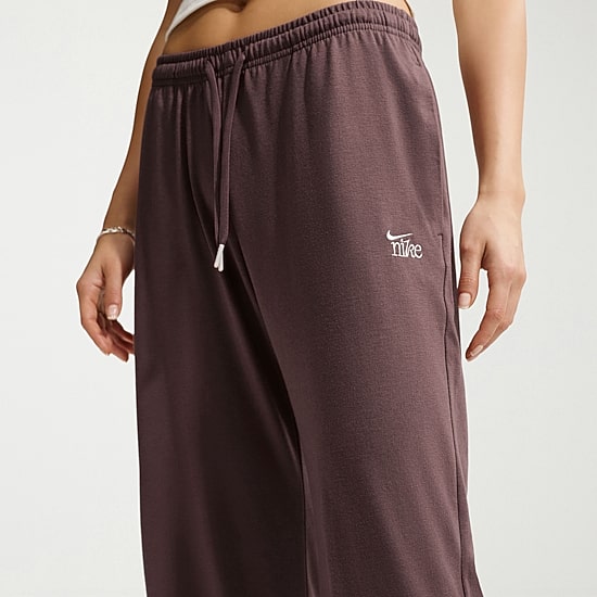 Nike Womens Drawstring Waist Lightweight Moisture Wicking Straight Mid Rise Regular Fit Sweatpant