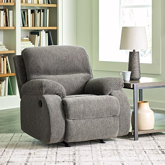 Signature Design By Ashley® Scranto Manual Recliner