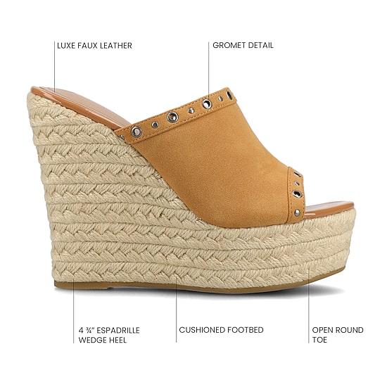 Journee Collection Womens Yari Wedge Sandals