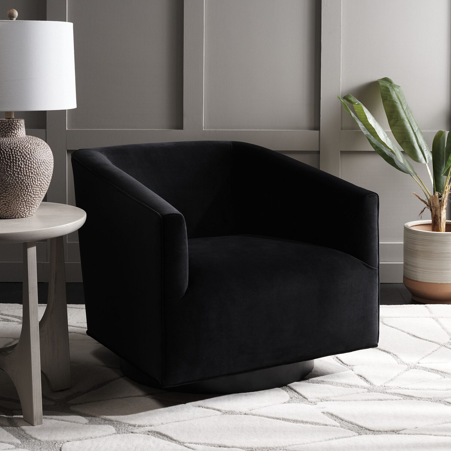 Safavieh Birdie Upholstered Barrel Chair