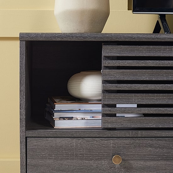 Safavieh Alatar TV Stand
