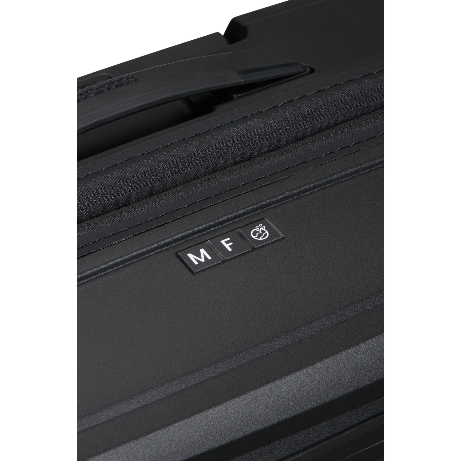 American Tourister Fastforward 20 Inch Hardside Expandable Carry-On Spinner Luggage