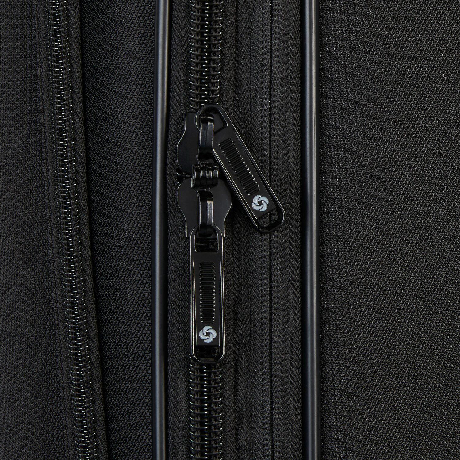 Samsonite Ascella 4.0 29 Inch Softside Expandable Checked Spinner Luggage