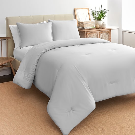 Boutique Living Percale 3-pc. Floral Midweight Comforter Set