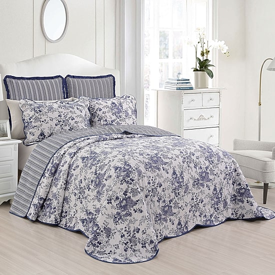 Laurel Manor Toile Garden Cotton Bedspread