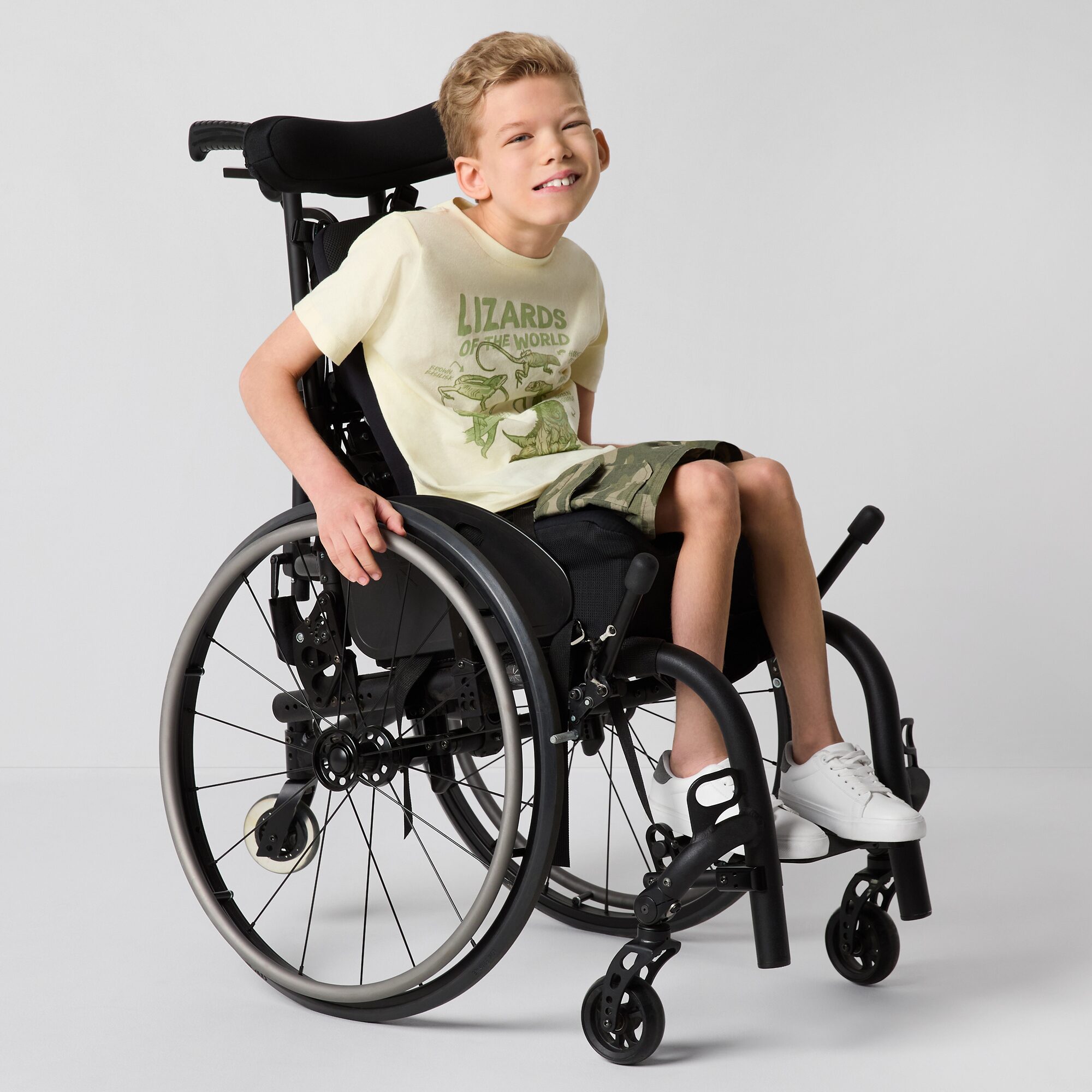 Thereabouts Pull-On Little & Big Kid Boys Adaptive Adjustable Waist Features Easy-on + Easy-off Cargo Short
