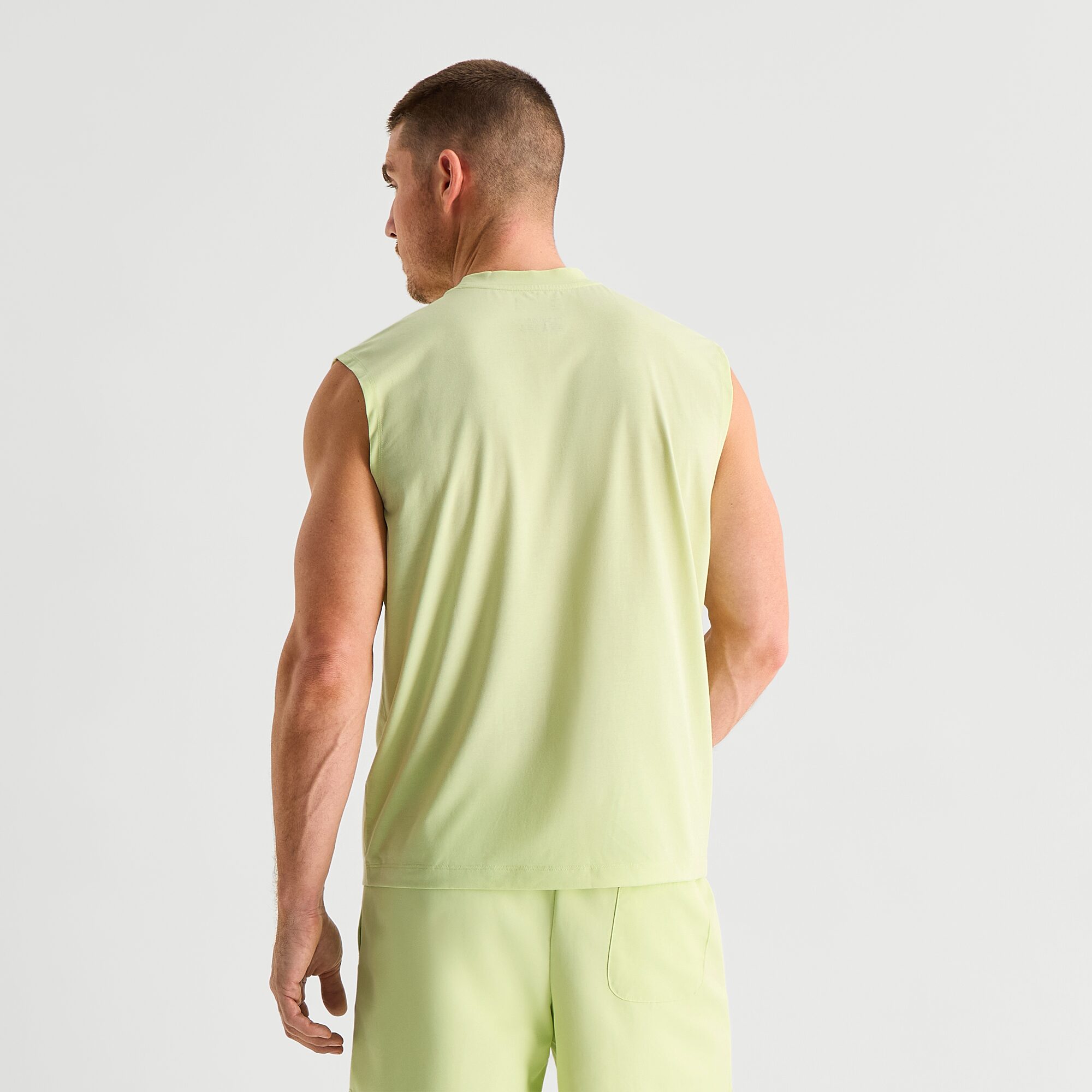 Xersion Mens Crew Neck Sleeveless Muscle T-Shirt