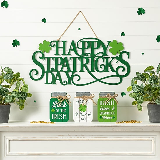 Glitzhome 24"D Happy St.Patrick's Day Decor Wall Sign