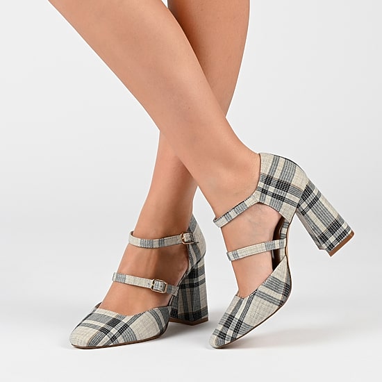 Journee Collection Isadorah-Wd Womens Square Closed Toe Block Heel Pumps