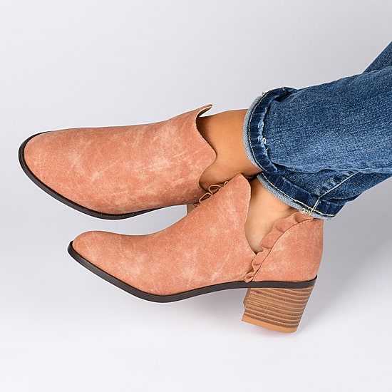Journee Collection Womens Lennie Booties Stacked Heel Slip-on