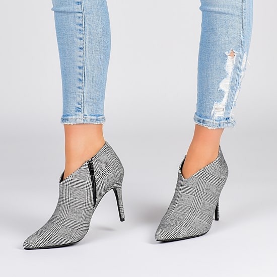 Journee Collection Womens Demmi Stiletto Heel Booties
